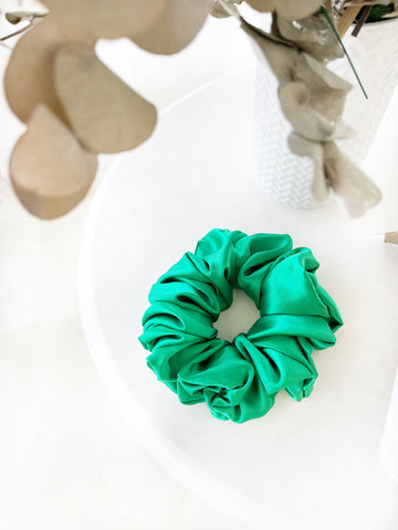 *London* The Luxe Satin Scrunchie - Emerald Green