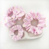 Daisy Mini Scrunchie