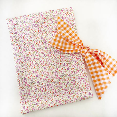 Spring Book Sleeve (M)