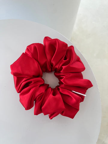 *Scarlett* The Luxe Satin Scrunchie - Red