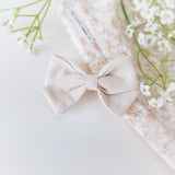 The Neutral Bow Set