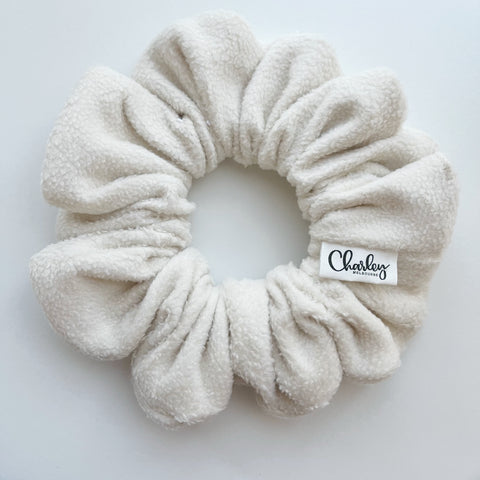 Creamy Plush Scrunchie